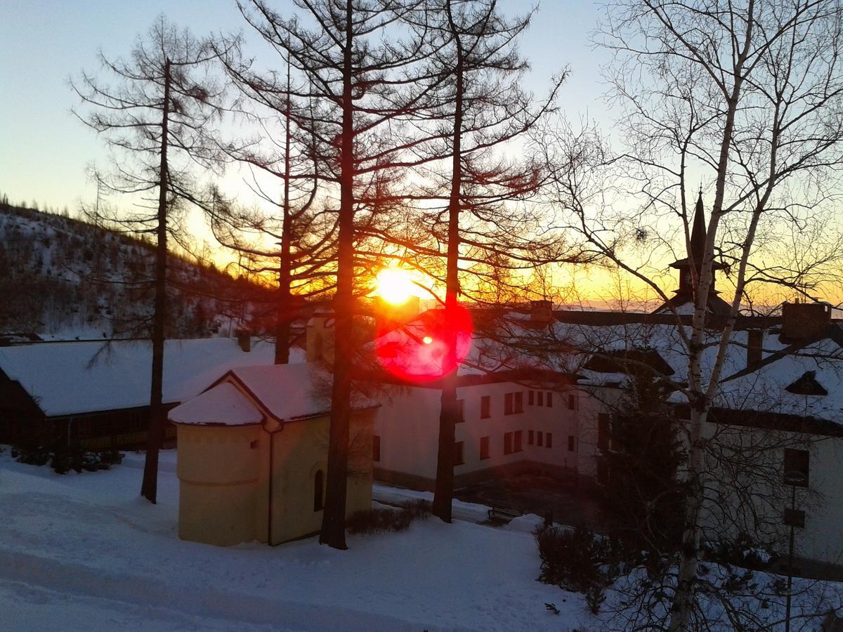 Svajciarsky Dom Guest House Vysoke Tatry Exterior photo
